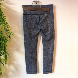 Lululemon Wunder Under Crop III Maze Leggings Sz 2
